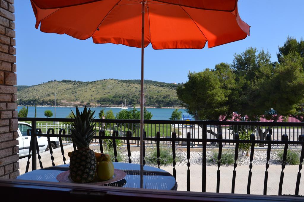 Apartment Kate Trogir Quarto foto